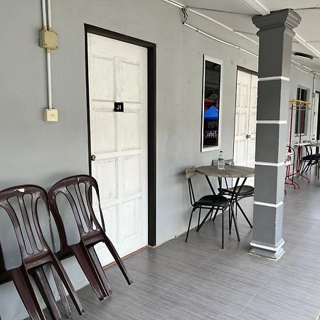 Julies Hostel Taman Negara Kuala Tahan Extérieur photo
