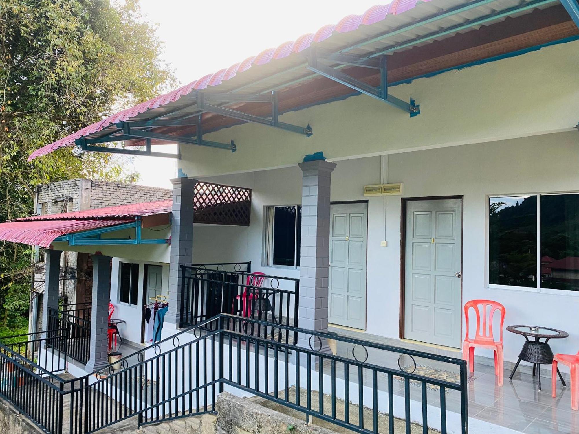 Julies Hostel Taman Negara Kuala Tahan Extérieur photo
