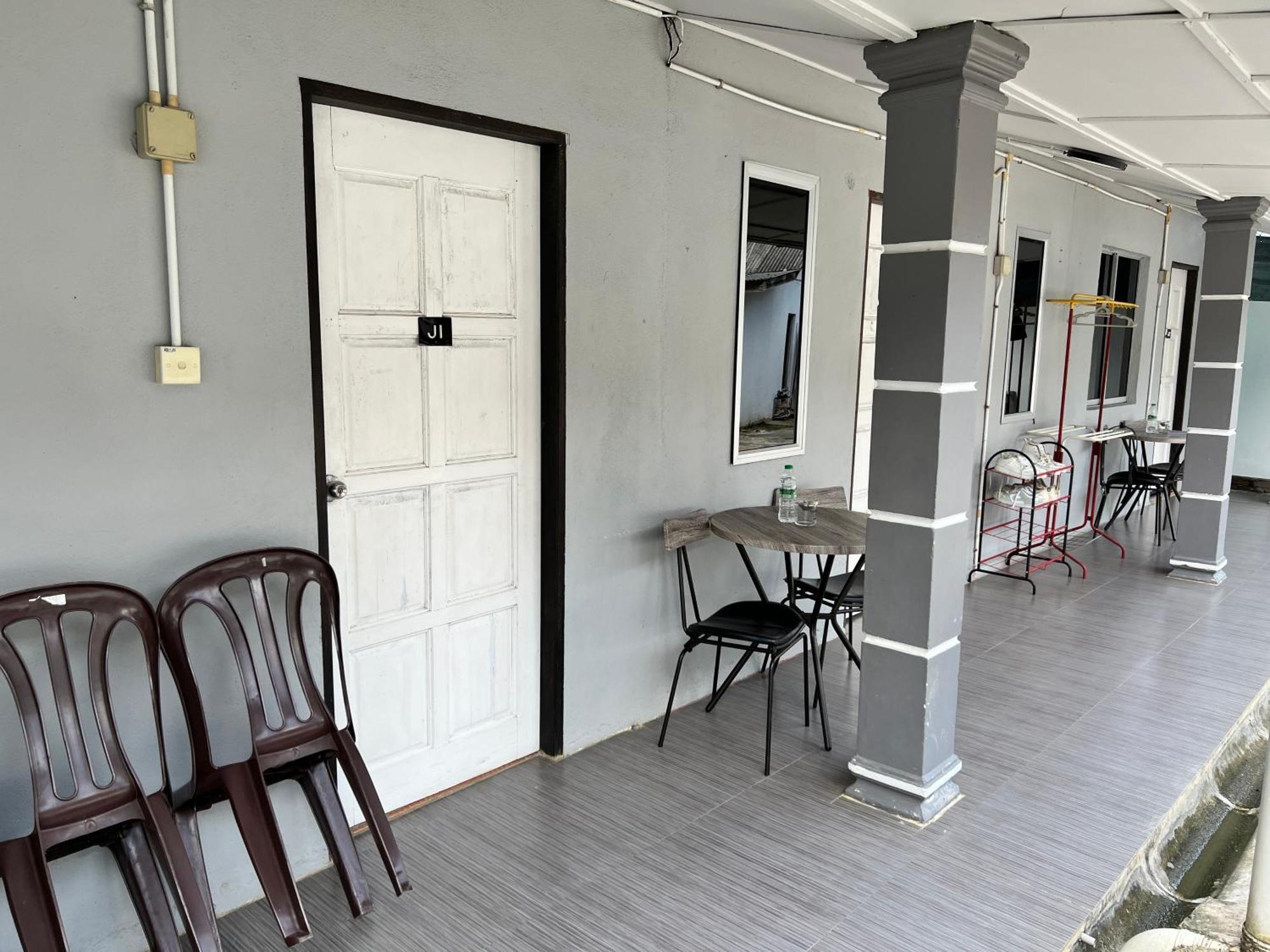 Julies Hostel Taman Negara Kuala Tahan Extérieur photo